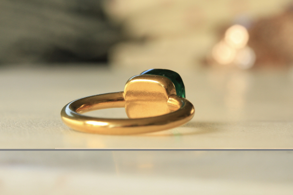 Ring Smaragd hydro: vergoldeter Stapelring mit Geburtsstein